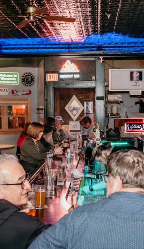 Madison bar outlet and grill