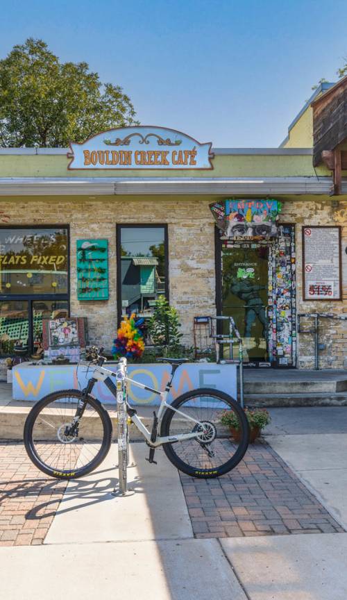 Anyone know what type of bike this is? From Potato Salad Music Video :  r/bicycling