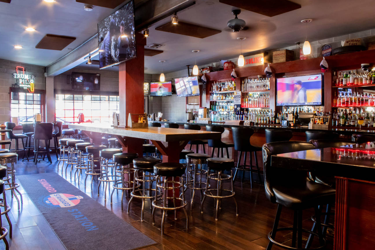 Standard Station Sports Bar & Grill El segundo, El Segundo, CA