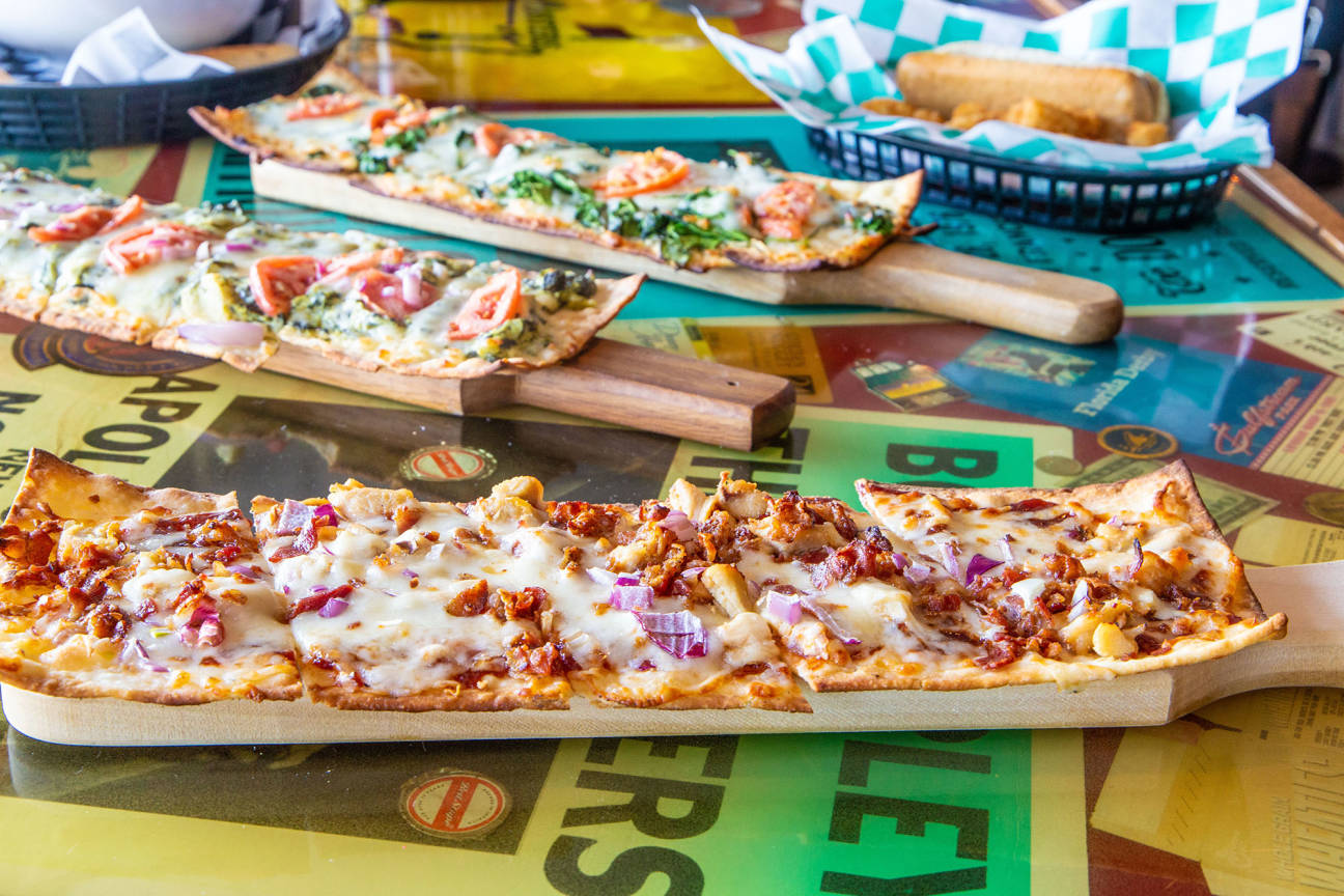 Coach's Corner Pizzeria & Sports Grill Elk Grove Village, IL