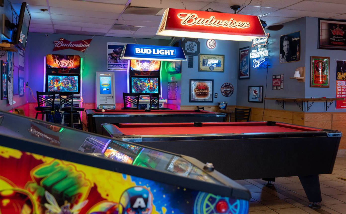 Double Nickel Bar and Grill Olathe, KS