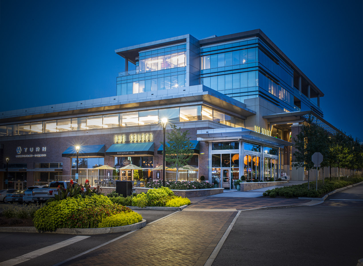 Best Restaurant & Lounge in Atlanta The Select ATL