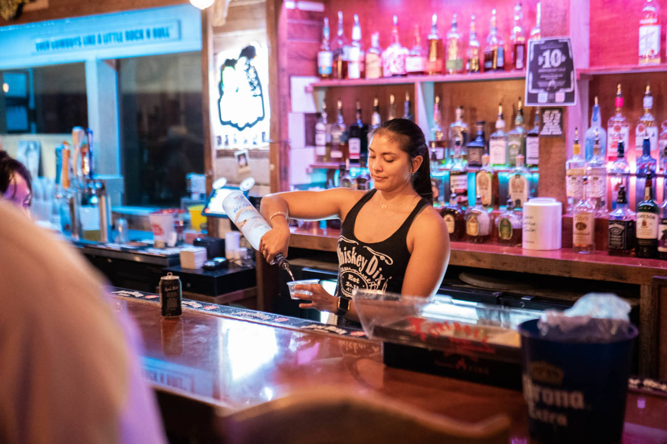 Whiskey Dix Saloon Aiea, HI