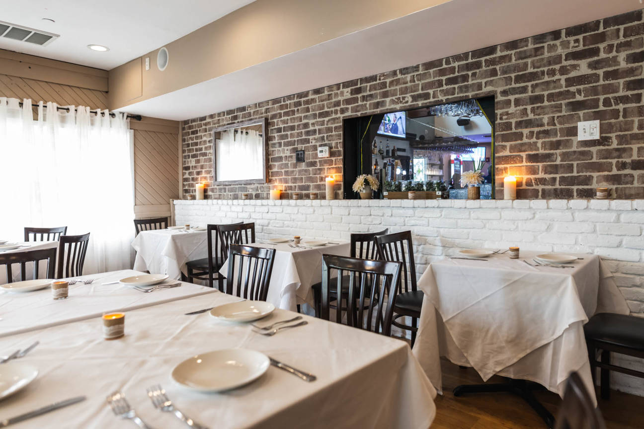 JTI'S American Kitchen and Bar Brightwaters, NY