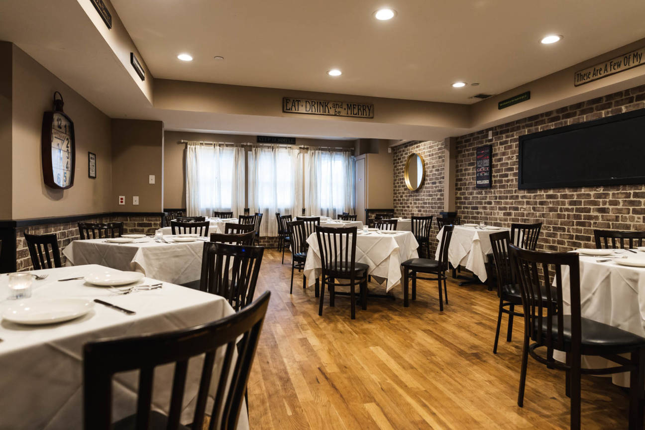 JTI'S American Kitchen and Bar Brightwaters, NY