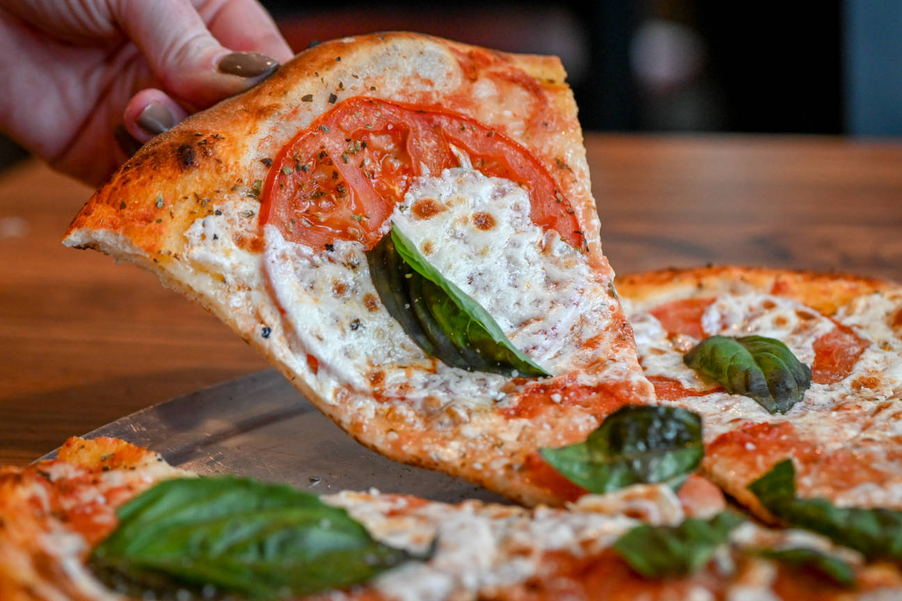 Amazing Pizza Pickering Wharf, Salem, MA