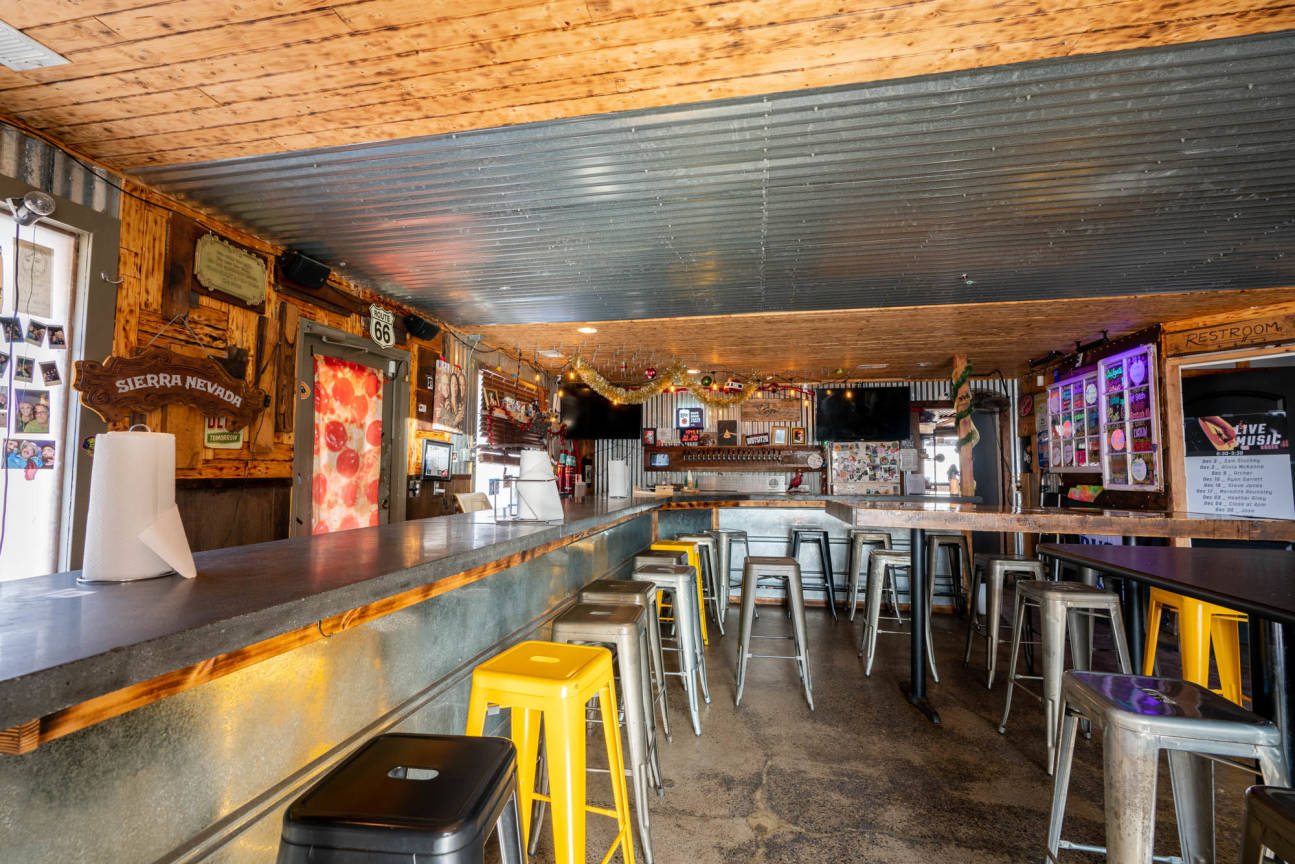 White House Pizza & Pub White House, TN