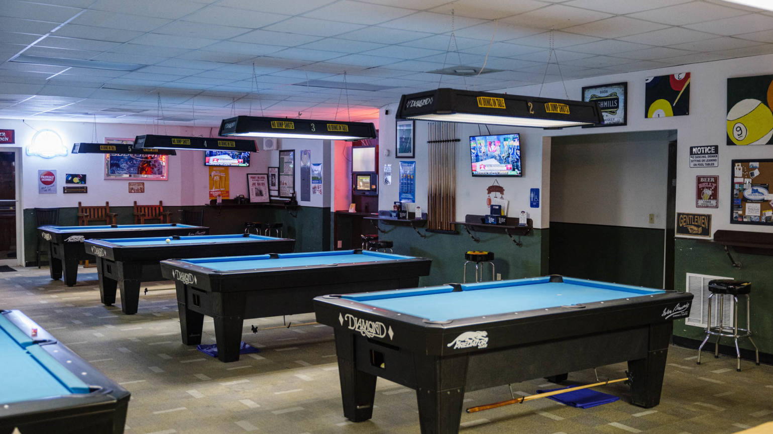 Lake Billiards Sports Bar & Grill Osage Beach, MO