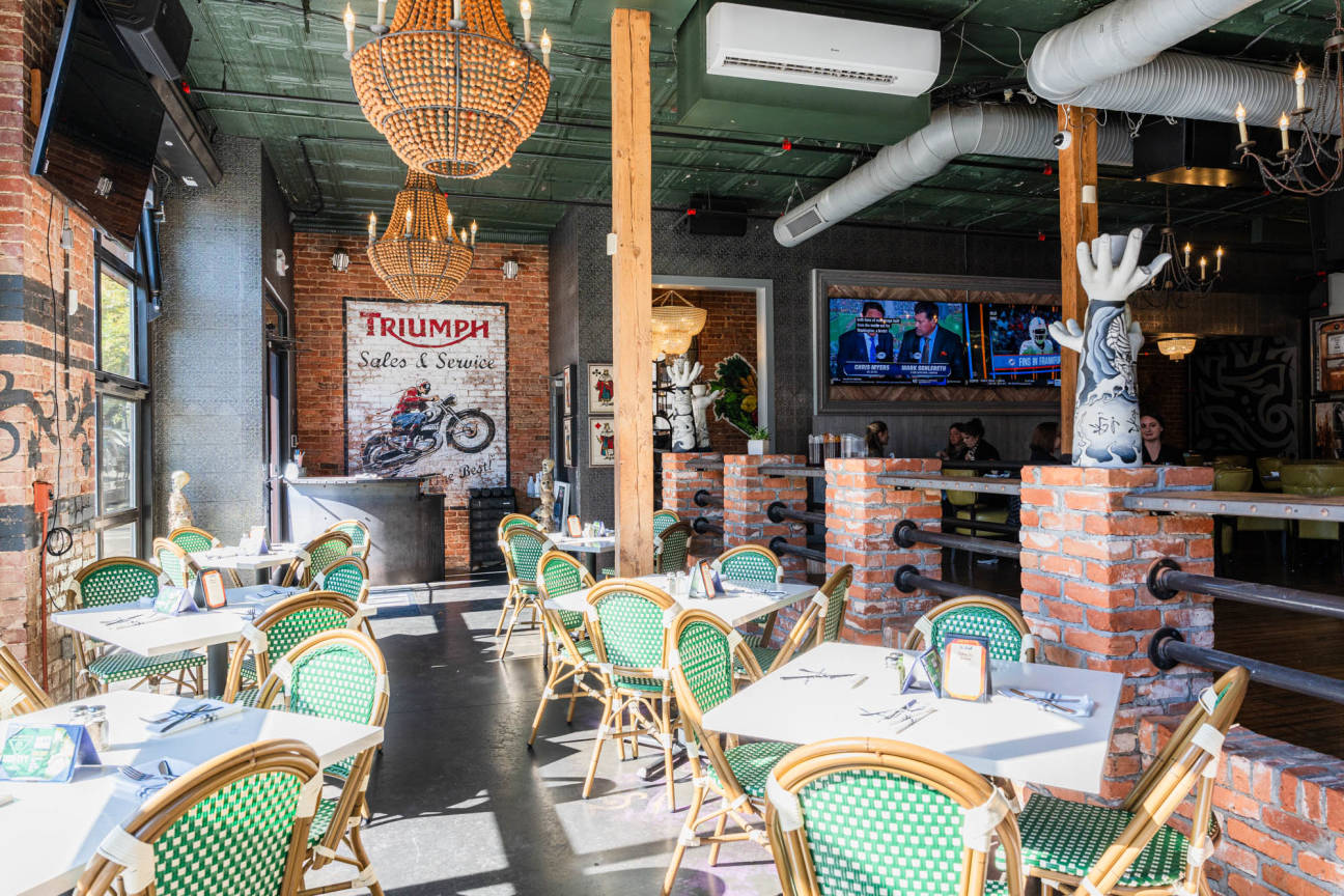 Ink N Ivy Greenville Greenville, SC