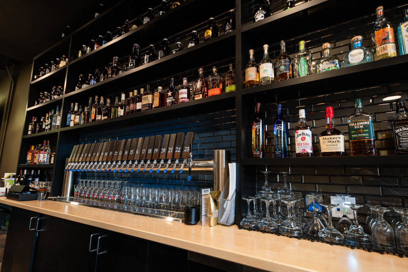 Growlers East Tosa Wauwatosa, WI