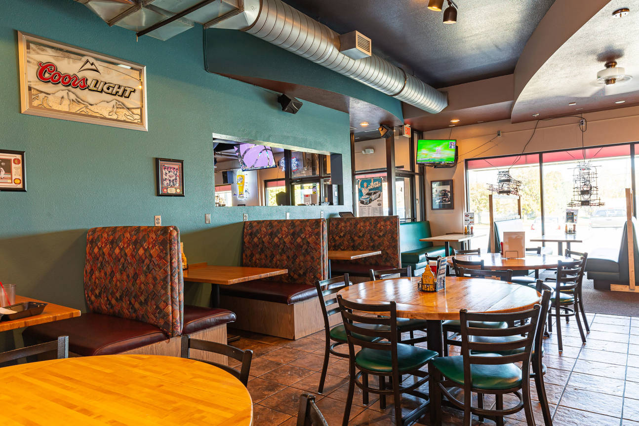 Lj's Neighborhood Bar & Grill Waterloo, IA