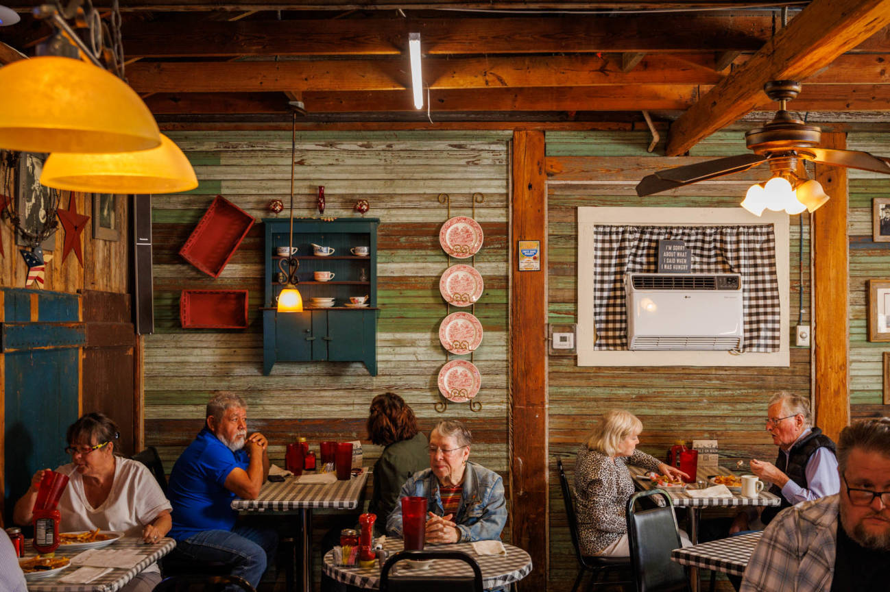 Grace Miller Gracie's Lunch & Dinner Bastrop, TX