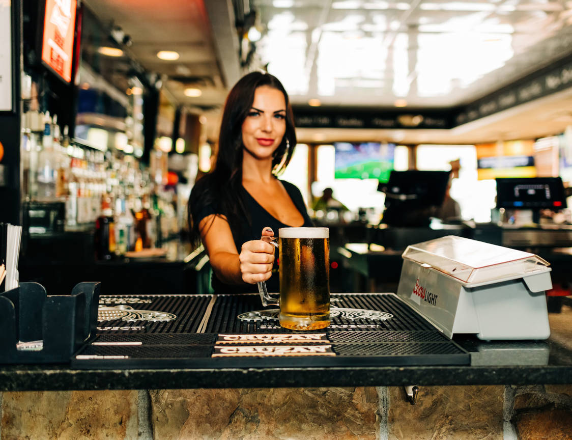 Racks Sports Bar & Grill Burnsville, MN