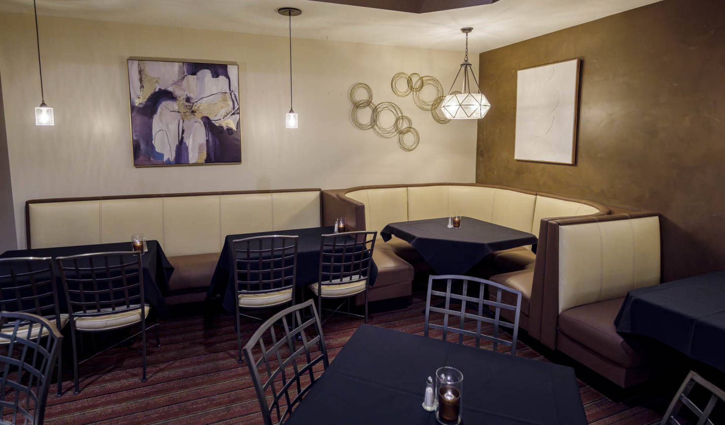 Chris McD's Restaurant & Wine Bar Columbia, MO