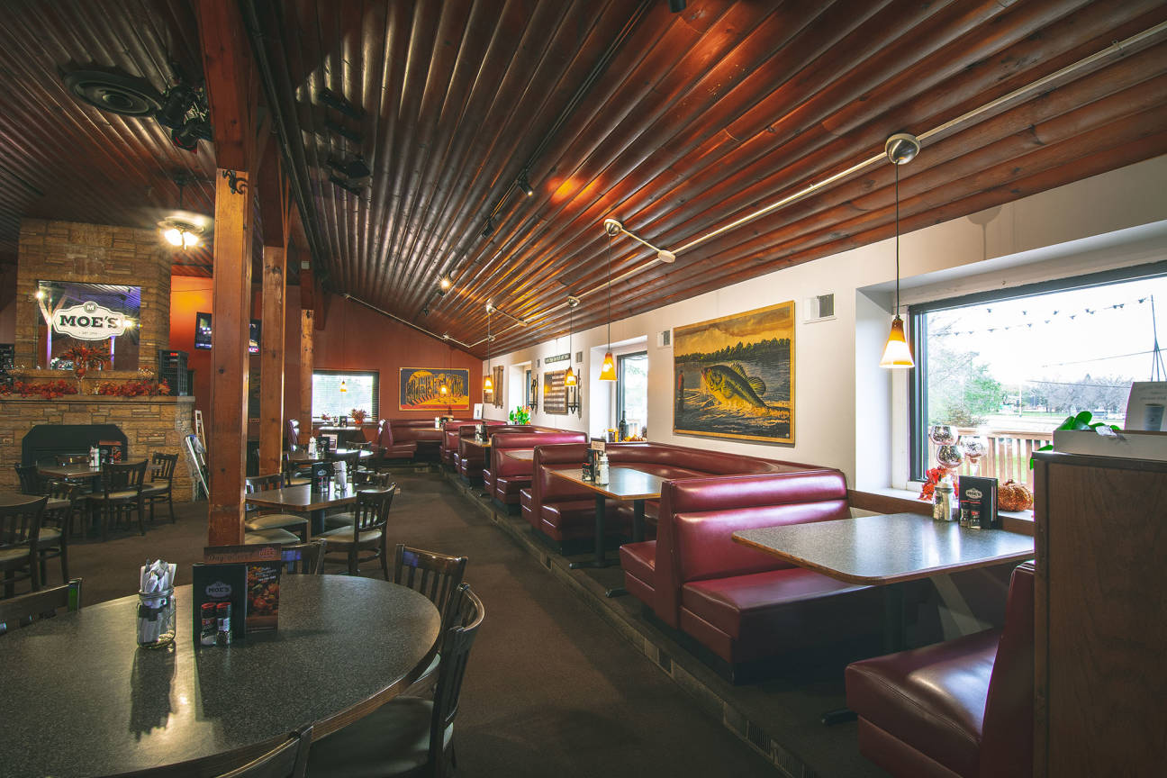 Moe's American Grill Mounds View, MN