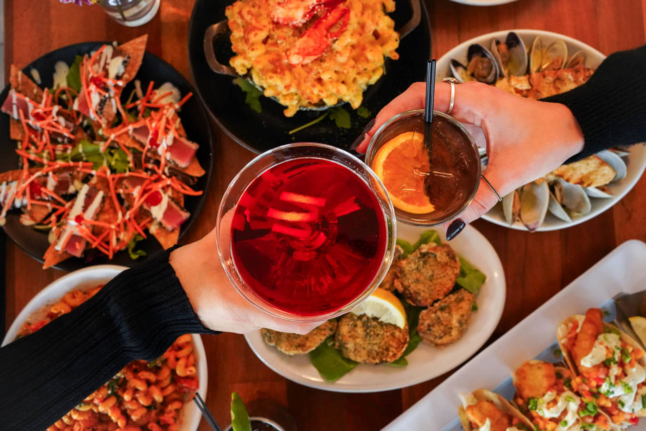 TwoTen Oyster Bar & Grill South County, Wakefield, RI