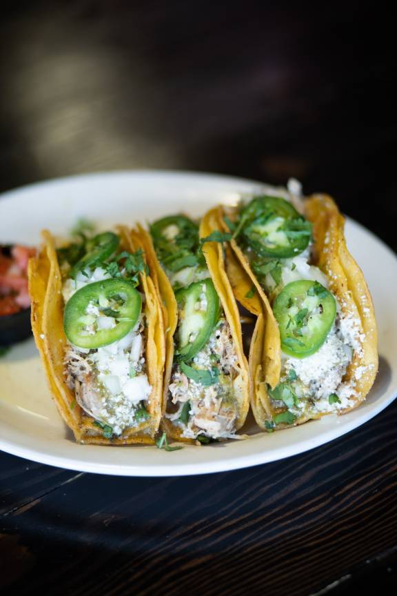 Peppers & Fries Best Sports Bar & Burgers in Longfellow, MN