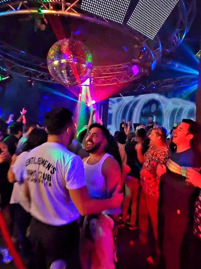 Hunters Palm Springs Arenas, Palm Springs, CA