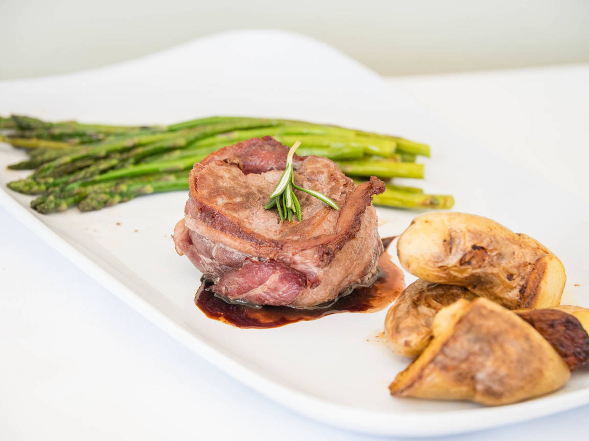 Plum Caterers Aston, PA 19014, Aston, PA