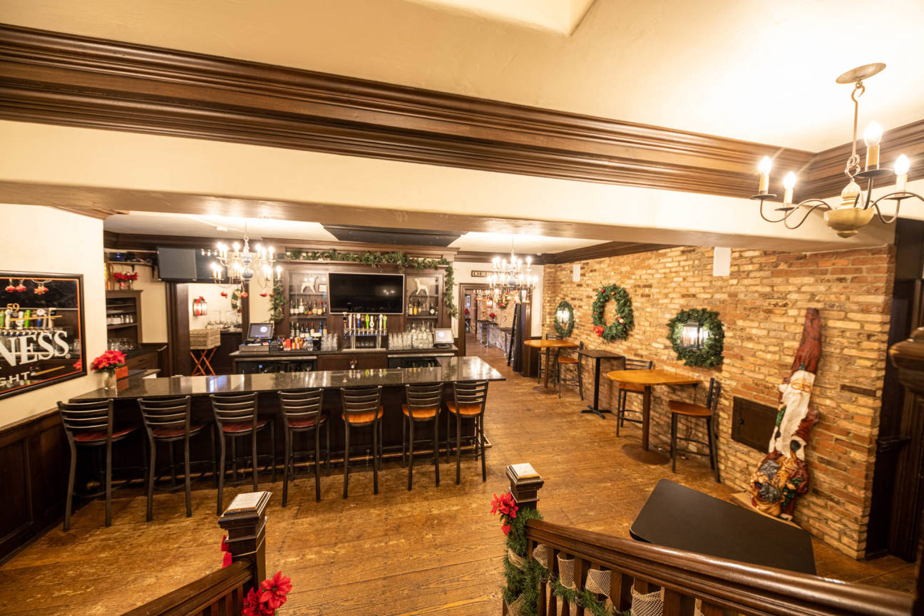 Revere's Wells Street Tavern Delafield, WI