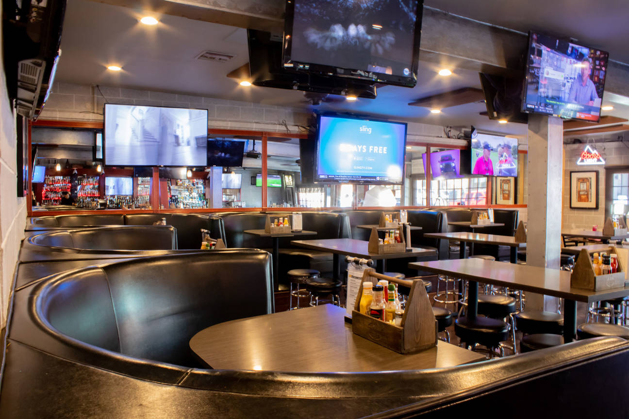 Standard Station Sports Bar & Grill El segundo, El Segundo, CA