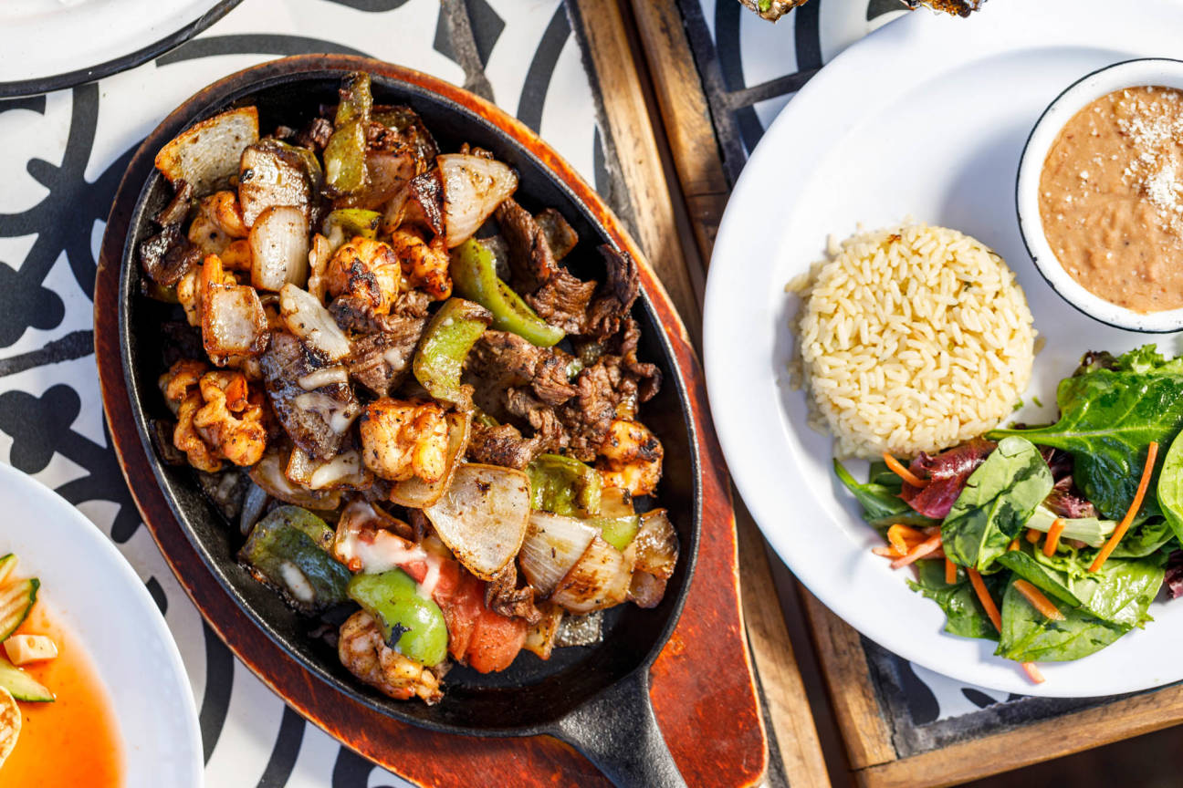 Four Tunas Fish & Bar Escondido, CA