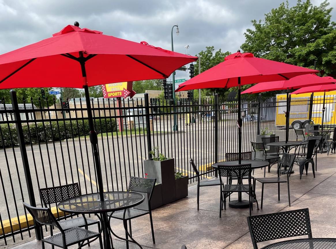 Peppers & Fries Best Sports Bar & Burgers in Longfellow, MN