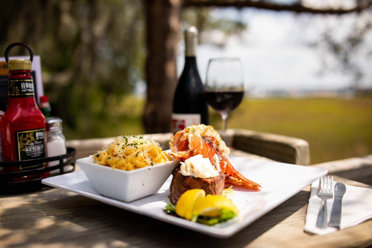 Locals Dockside St. Marys, GA