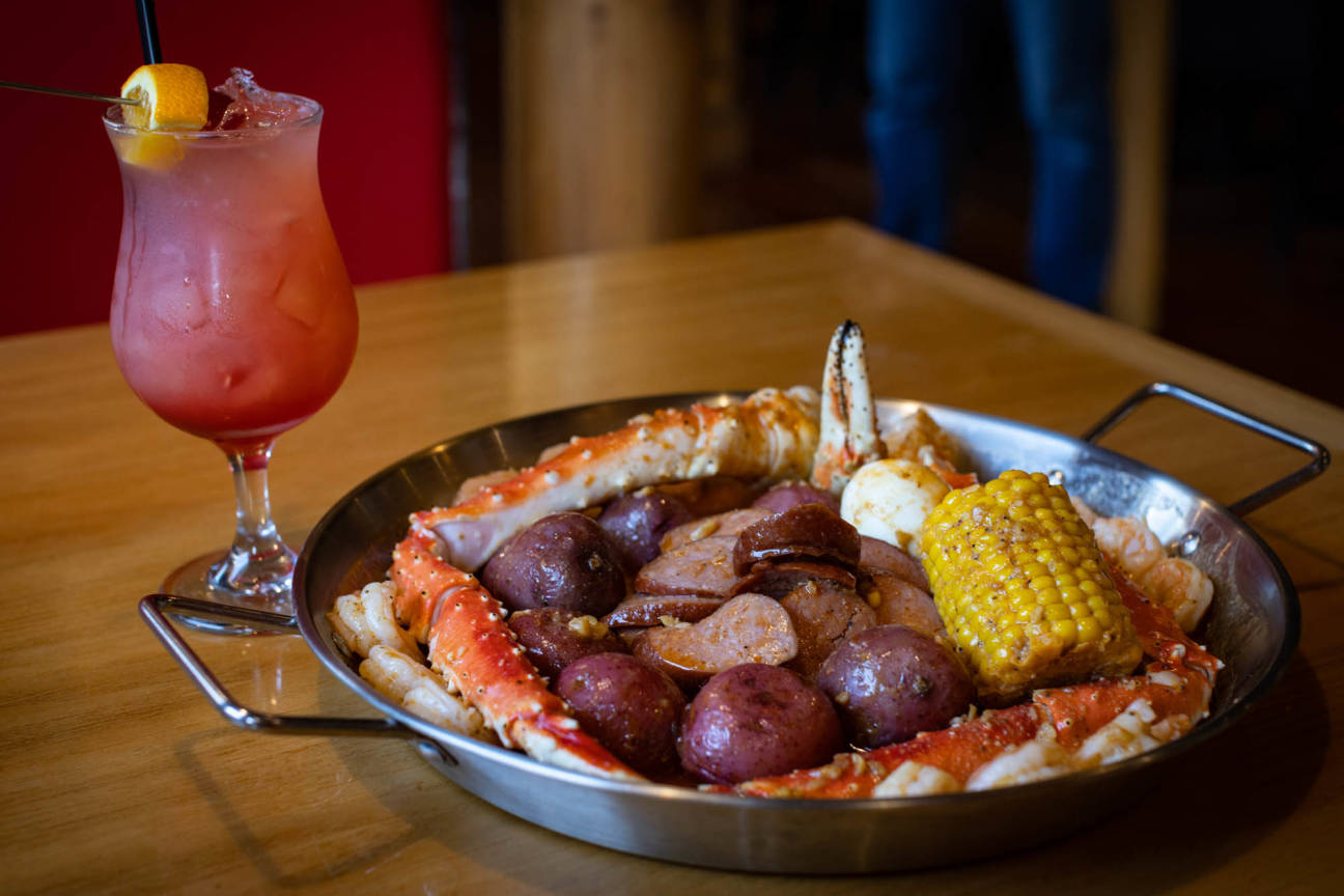 Shaking Seafood & Wings Hamburg, Lexington, KY