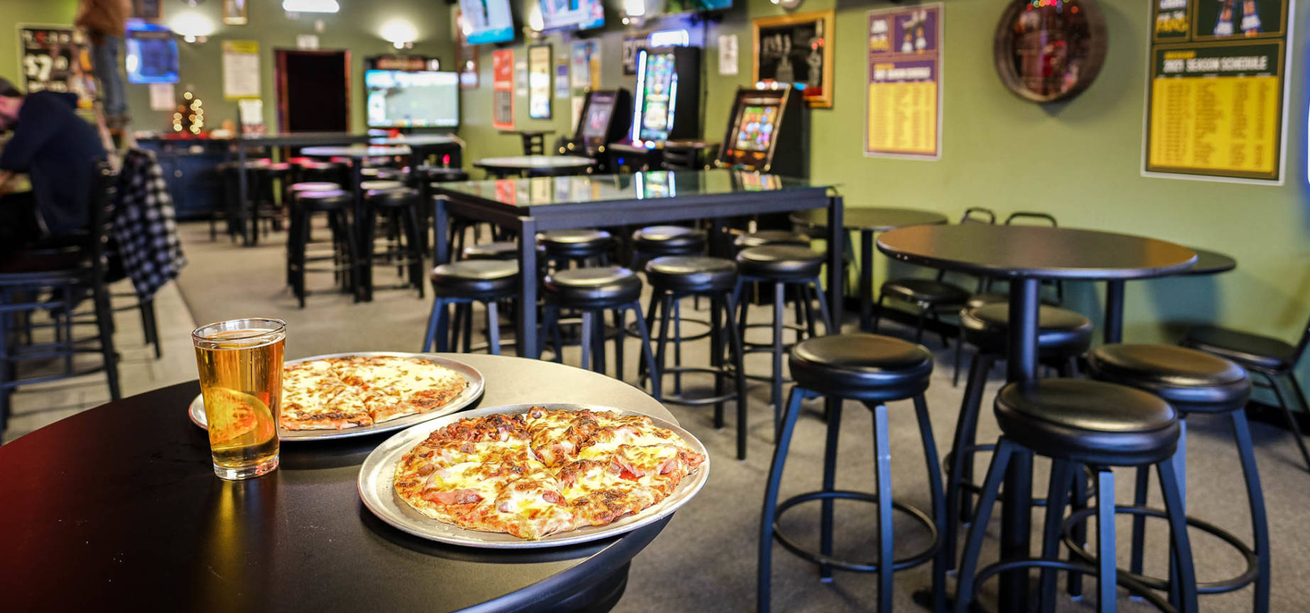 Joe's Pub Johnston, IA