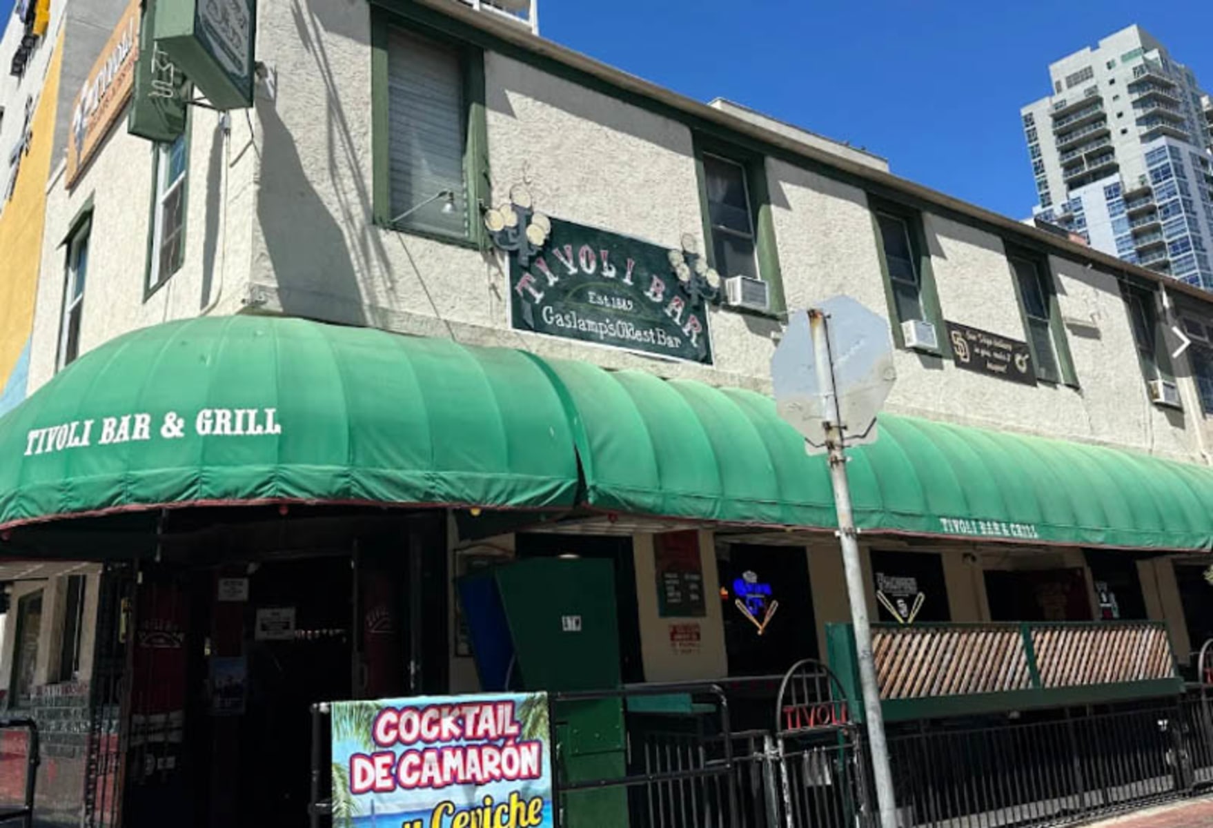 slideshow photo number 3