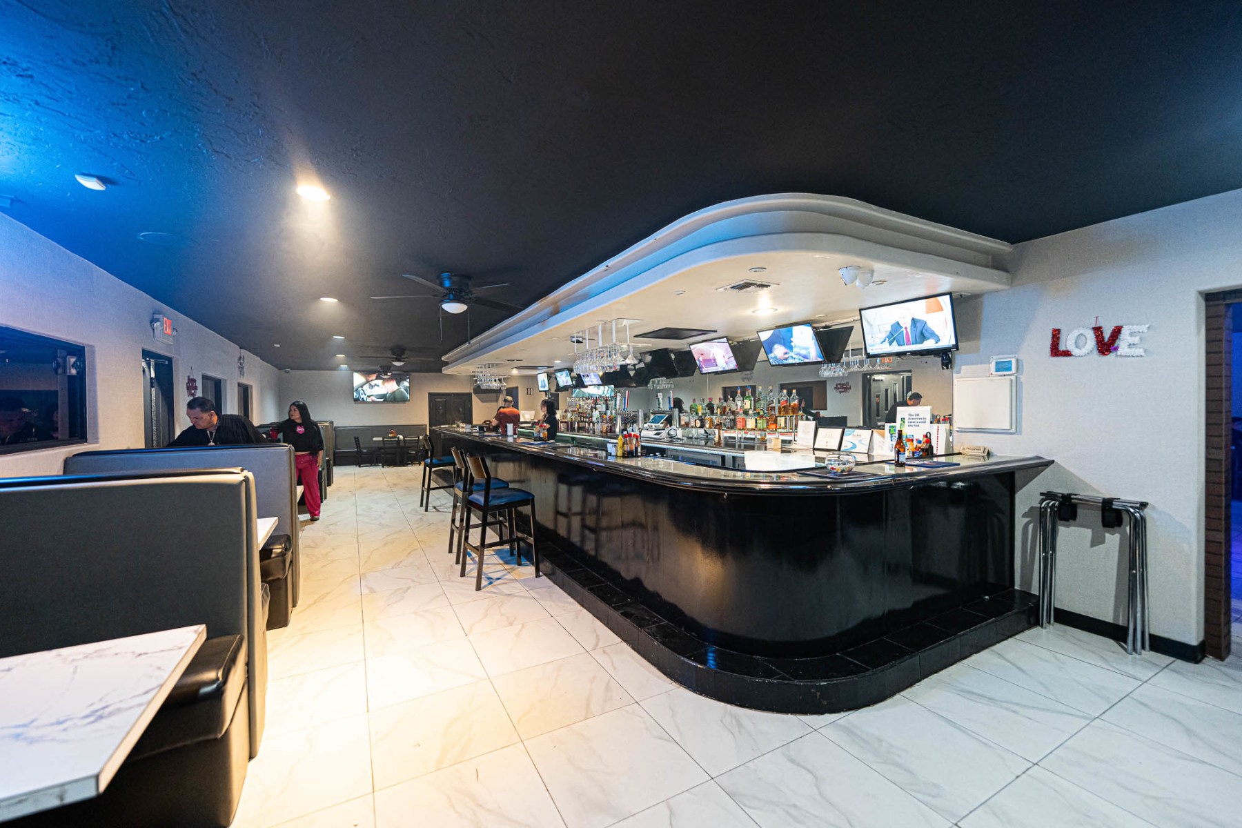 slideshow photo number 2