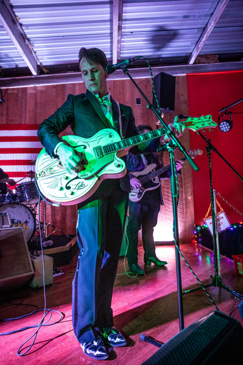 slideshow photo number 4