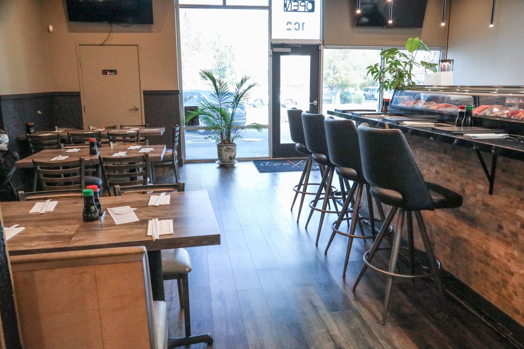 slideshow photo number 2