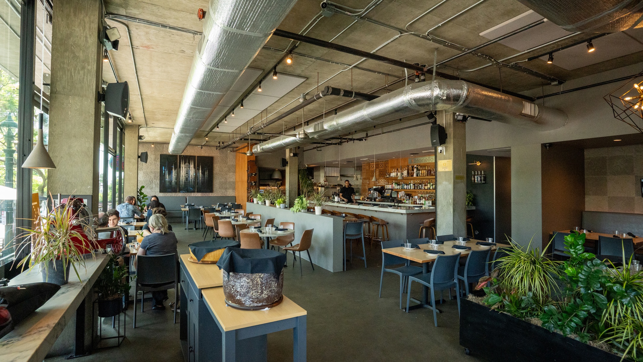 slideshow photo number 2