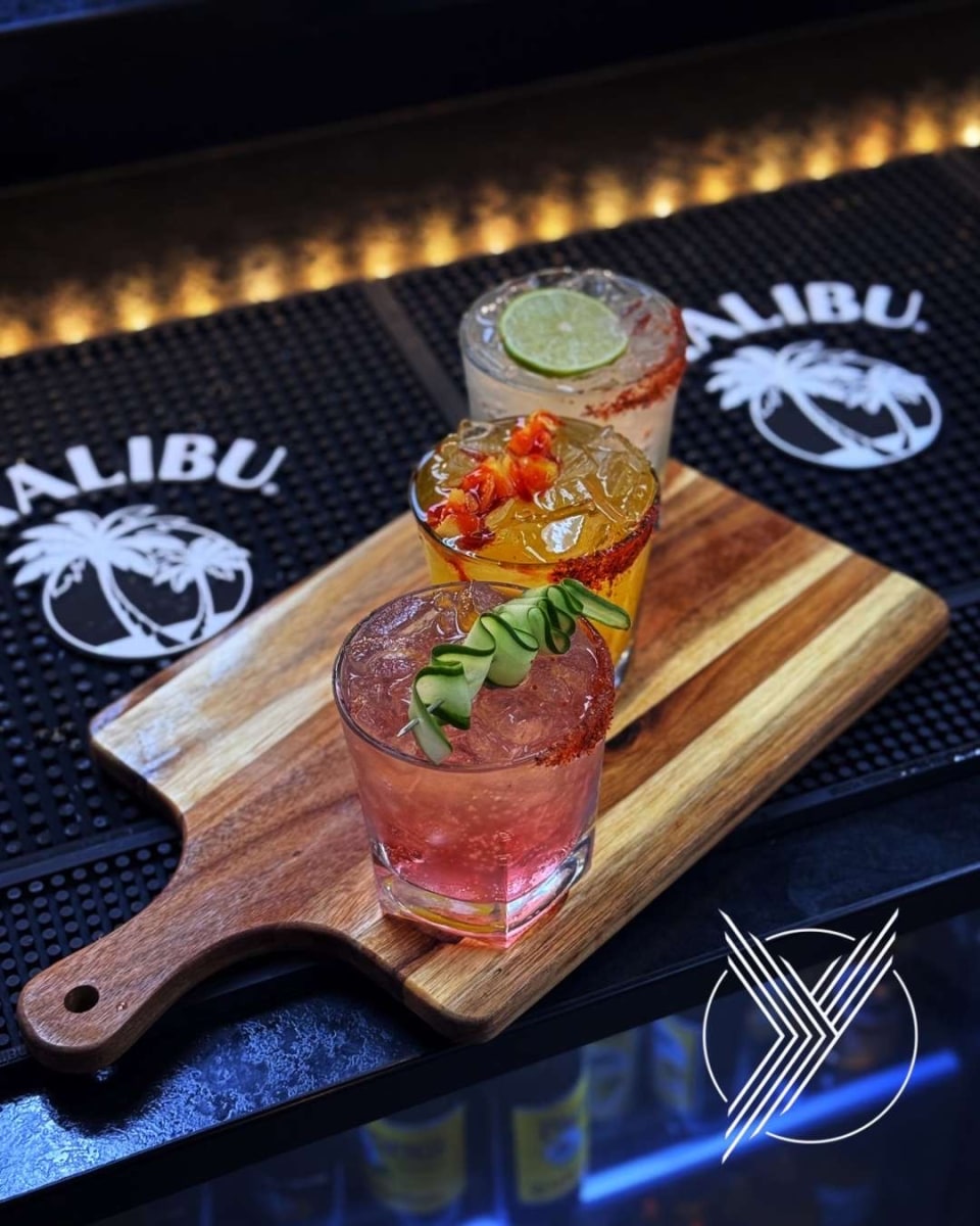 slideshow photo number 2