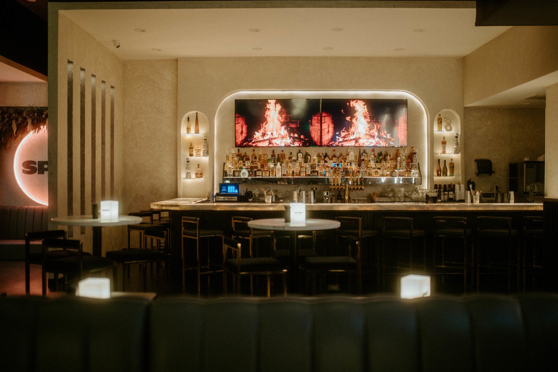 slideshow photo number 3