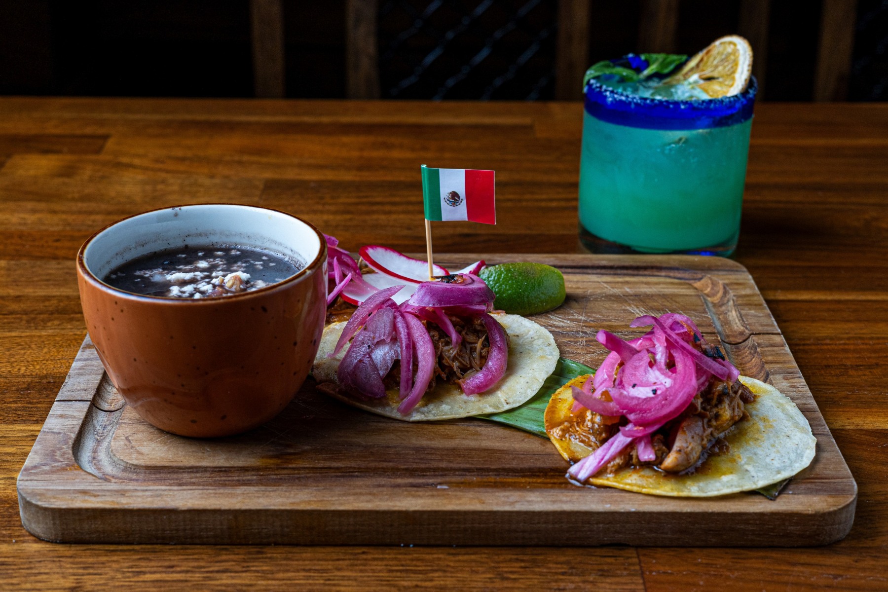 slideshow photo number 3