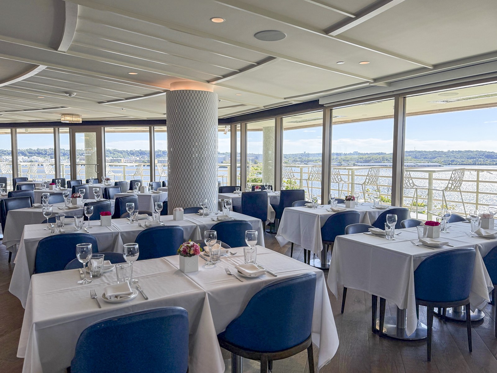 slideshow photo number 3