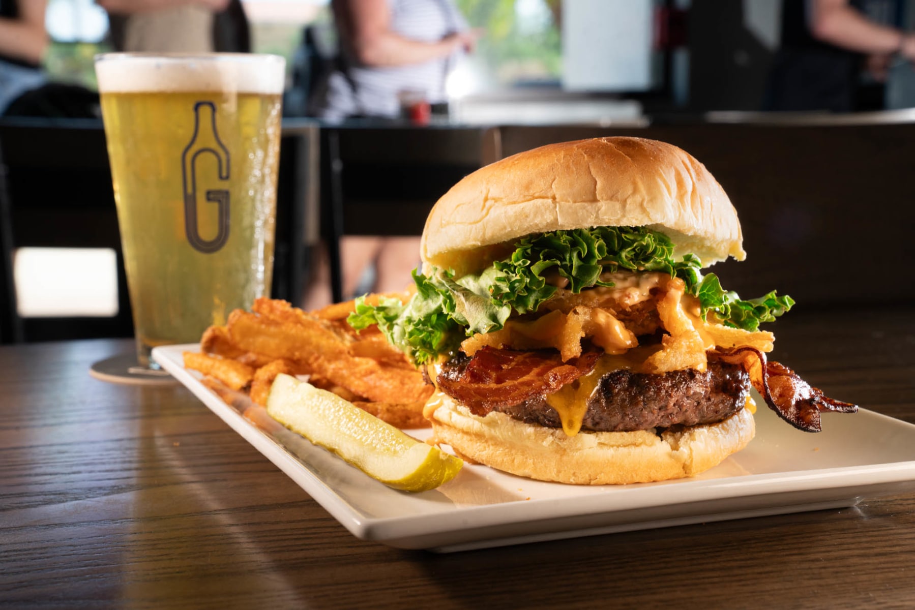 Best Sports Bar in Lakewood Ranch | The Greyson