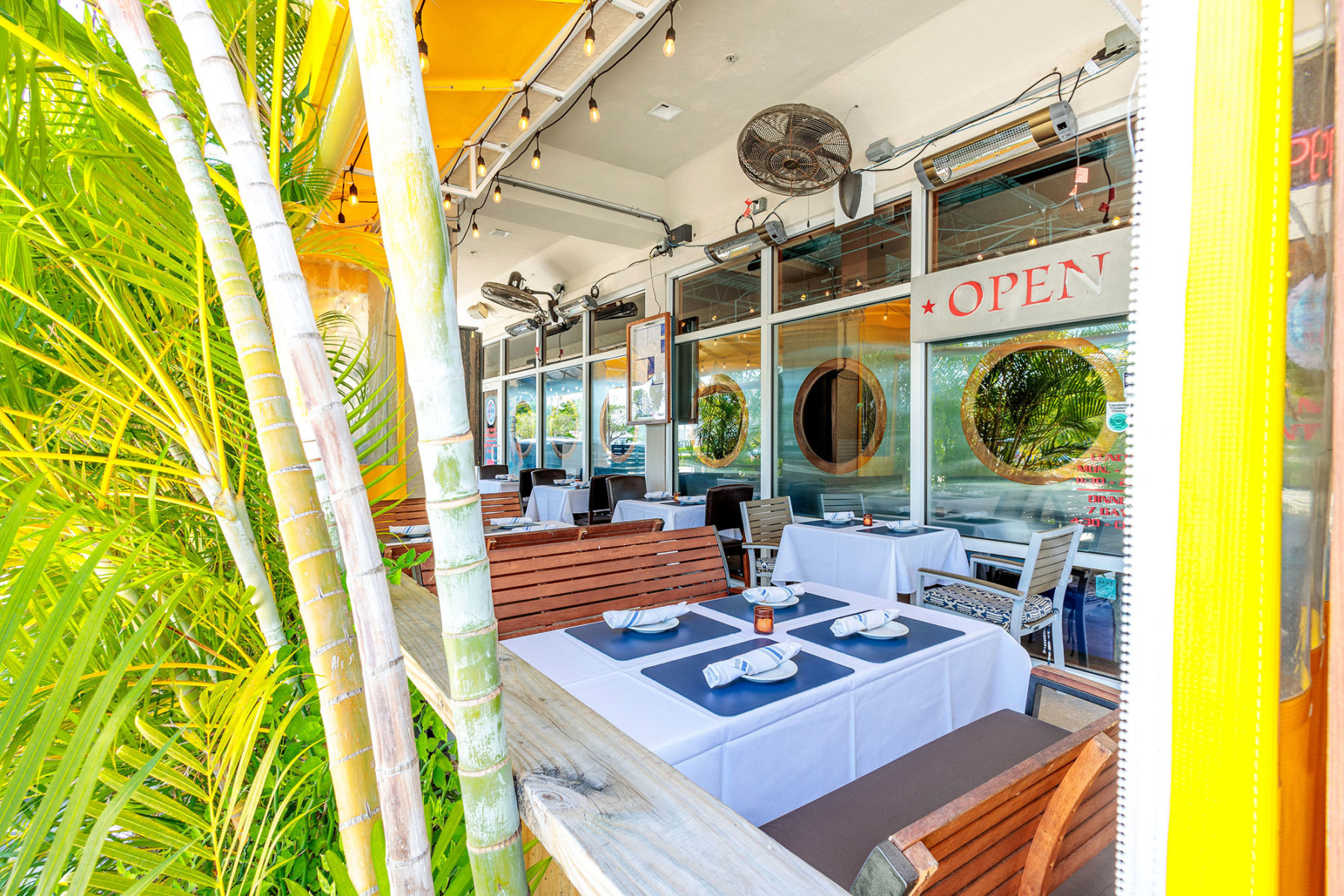 Must-Visit Seafood in Naples, FL | USS Nemo Restaurant