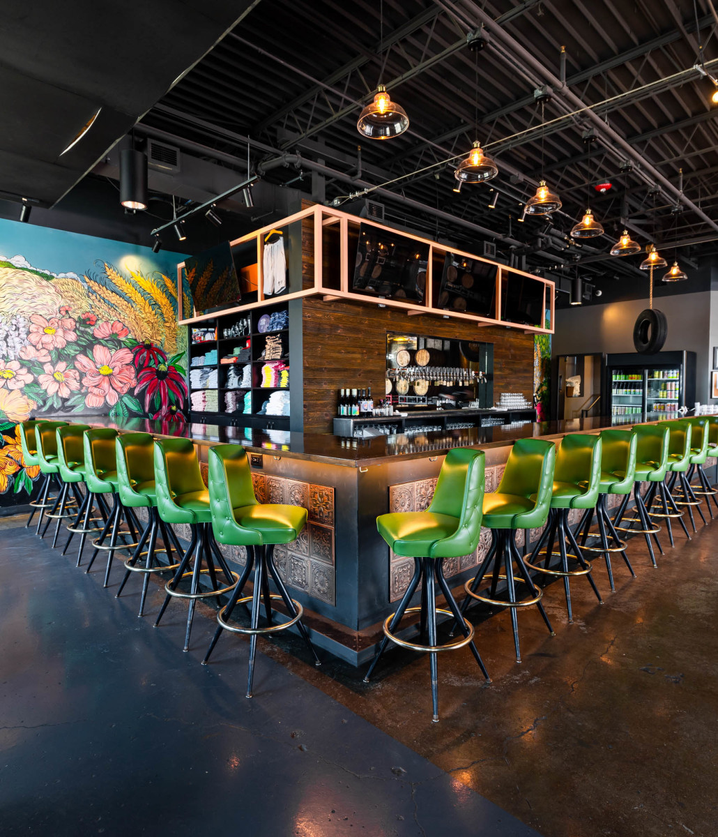 Must-Try Brewery in Des Moines, IA | Lua Brewing