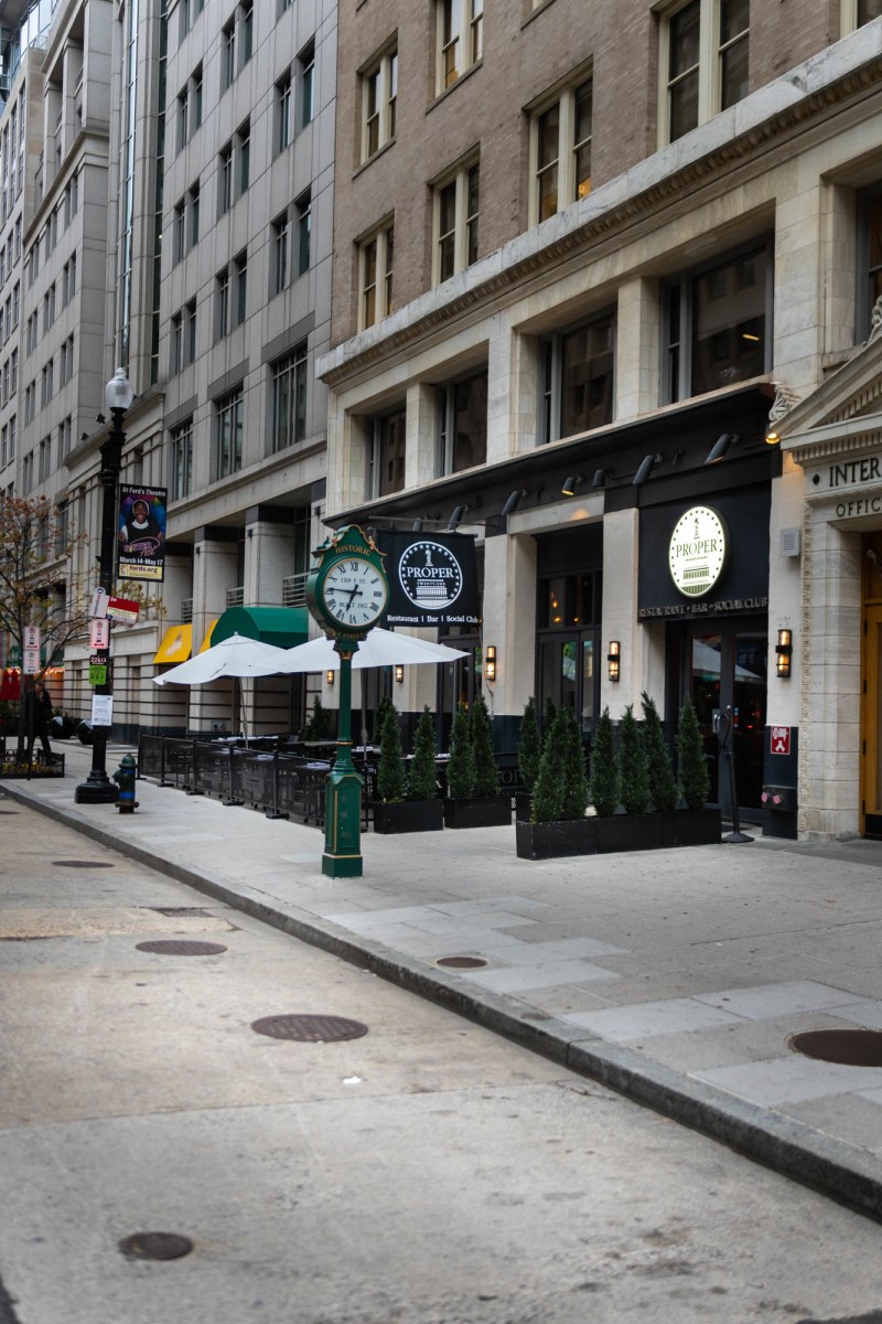 Modern American Bar & Restaurant in Downtown Washington DC | Proper 21