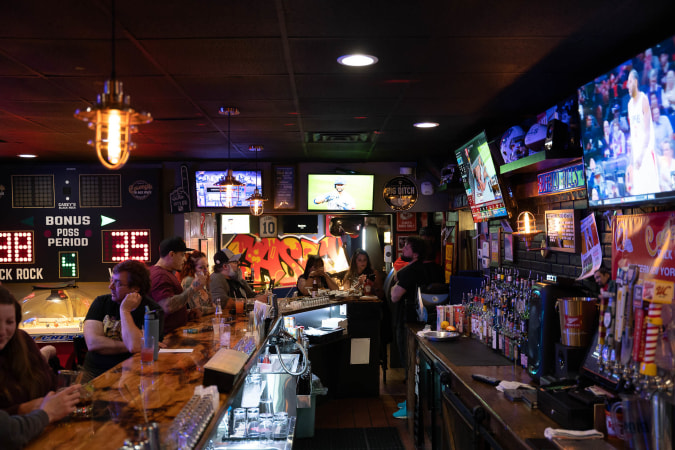 Bar photo 2