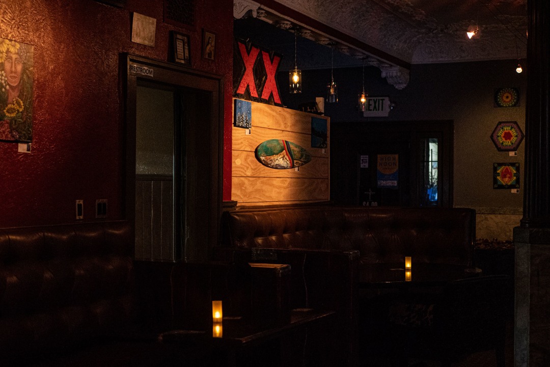 Bar photo 1