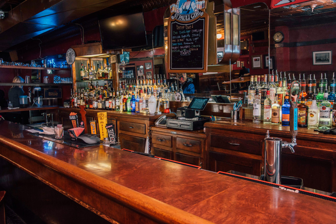 Bar photo 1