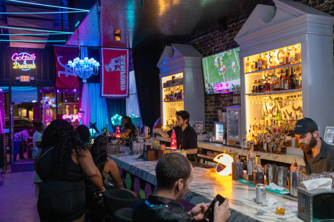 Bar photo 1