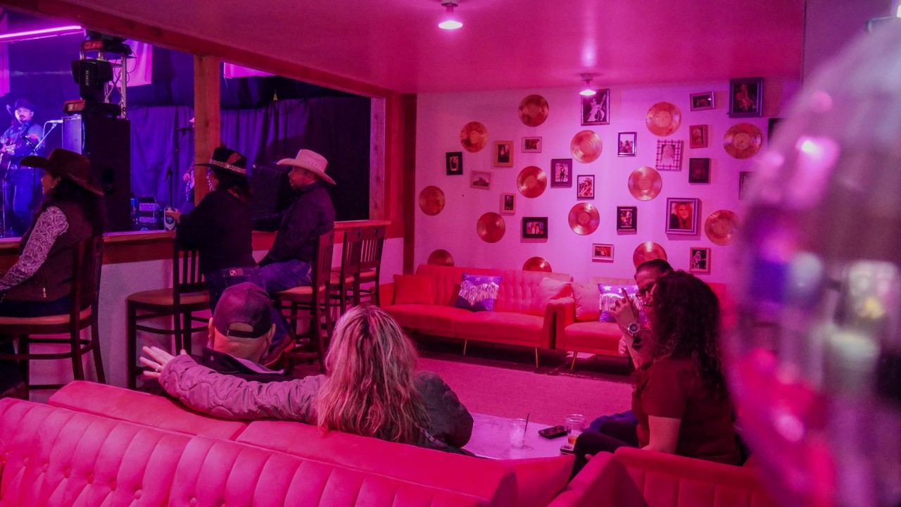 Bar photo 1