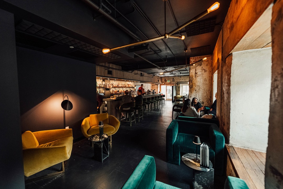 Bar photo 1
