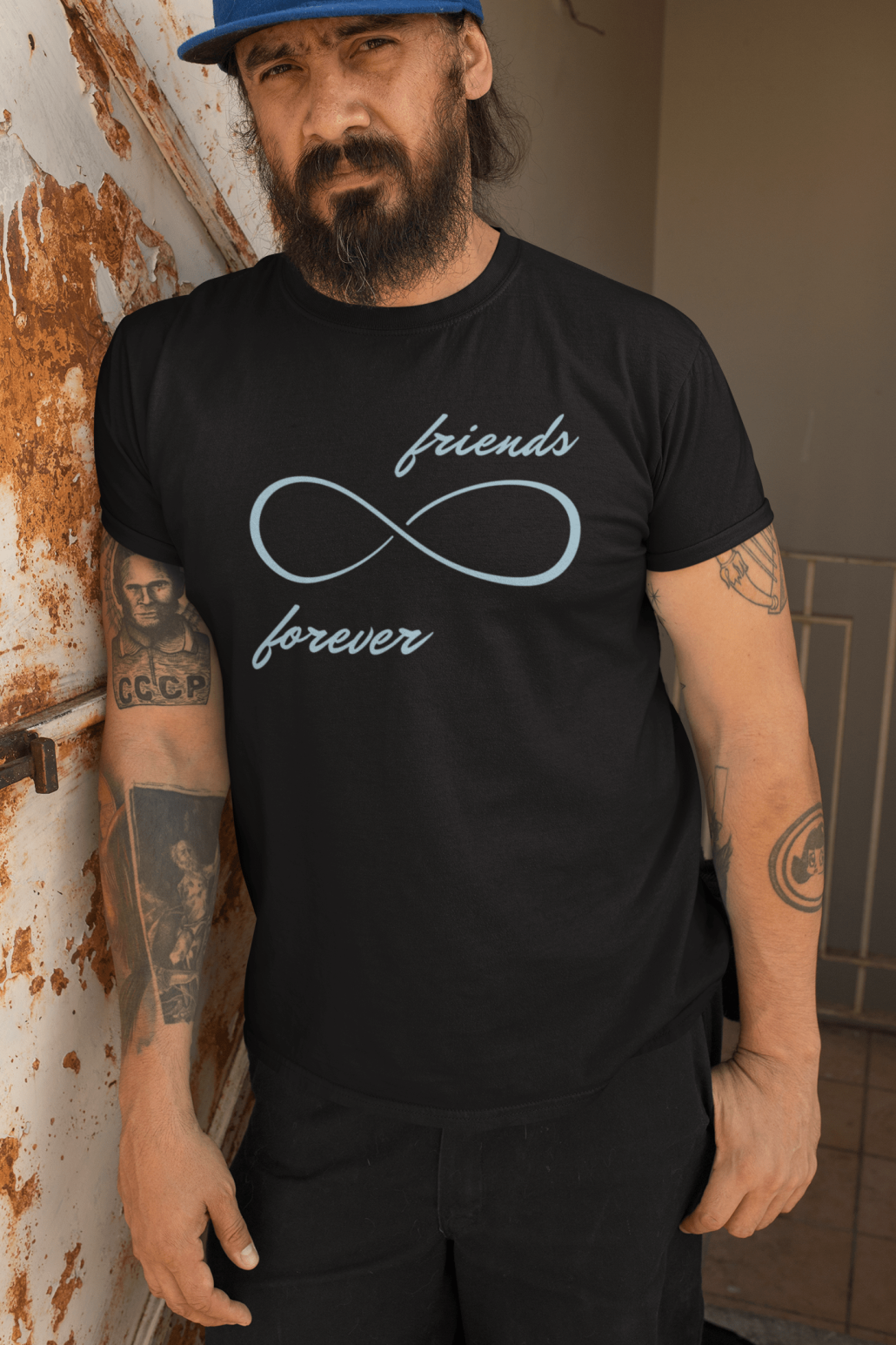 Man with friends forever T-shirt